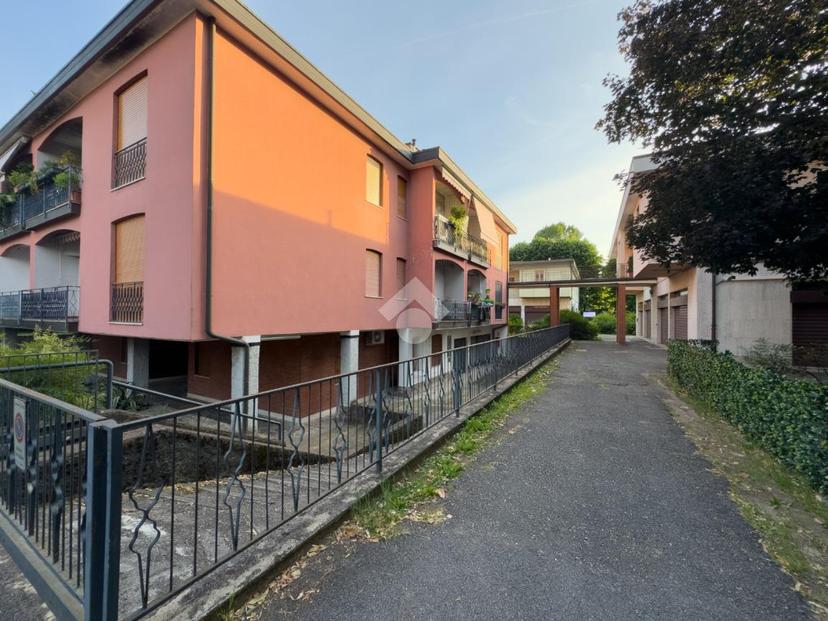 Trilocale in Via dei Narcisi 12, Inzago