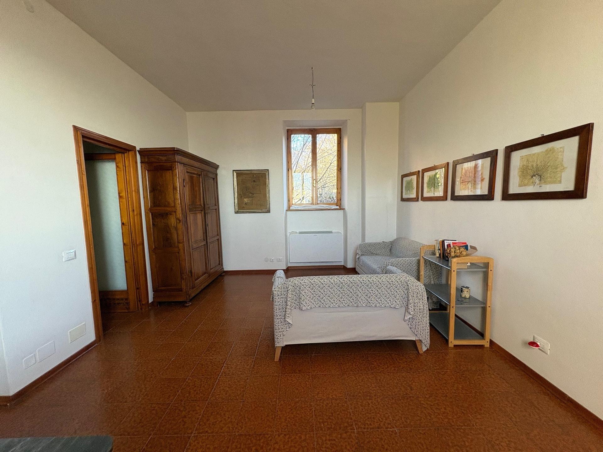 Trilocale, Pianello Val Tidone