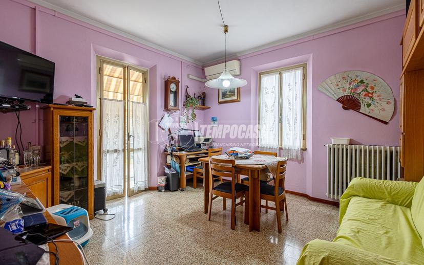 Trilocale in Via Nicolò Copernico, Reggio nell'Emilia