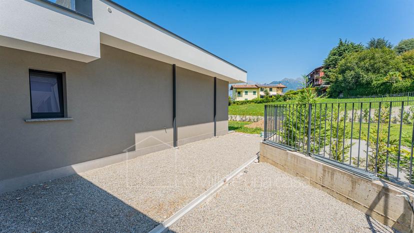 Villa in Via Perlino, Colico — foto 2 di 5