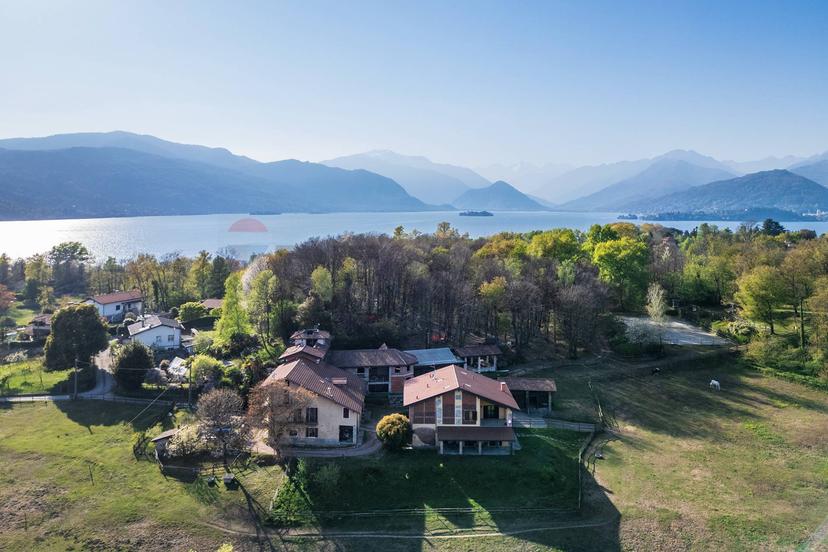 Villa in Via Roncaccio 4, Laveno-Mombello — foto 4 di 5