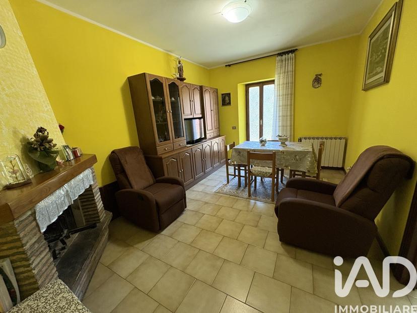 Casa indipendente in Via Borgo Mazzini, Apecchio — foto 2 di 5