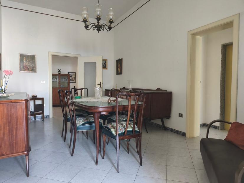Casa indipendente in Via Tharros 24, Oristano — foto 3 di 5
