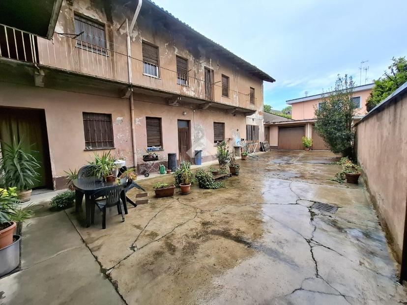 Casa indipendente in Via Dante Alighieri 19, Inveruno — foto 4 di 5