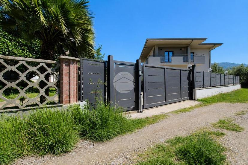 Villa in Via Coretta 12, Montalto Uffugo — foto 3 di 5