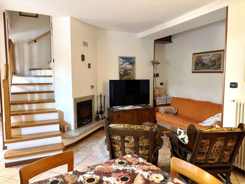 Casa indipendente in Via Baraggiola 1, Gozzano