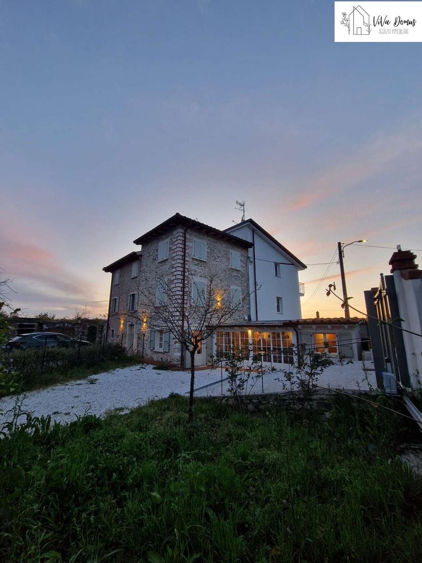 Villa unifamiliare in Via Lungo Fiume Versilia, Pietrasanta — foto 3 di 5