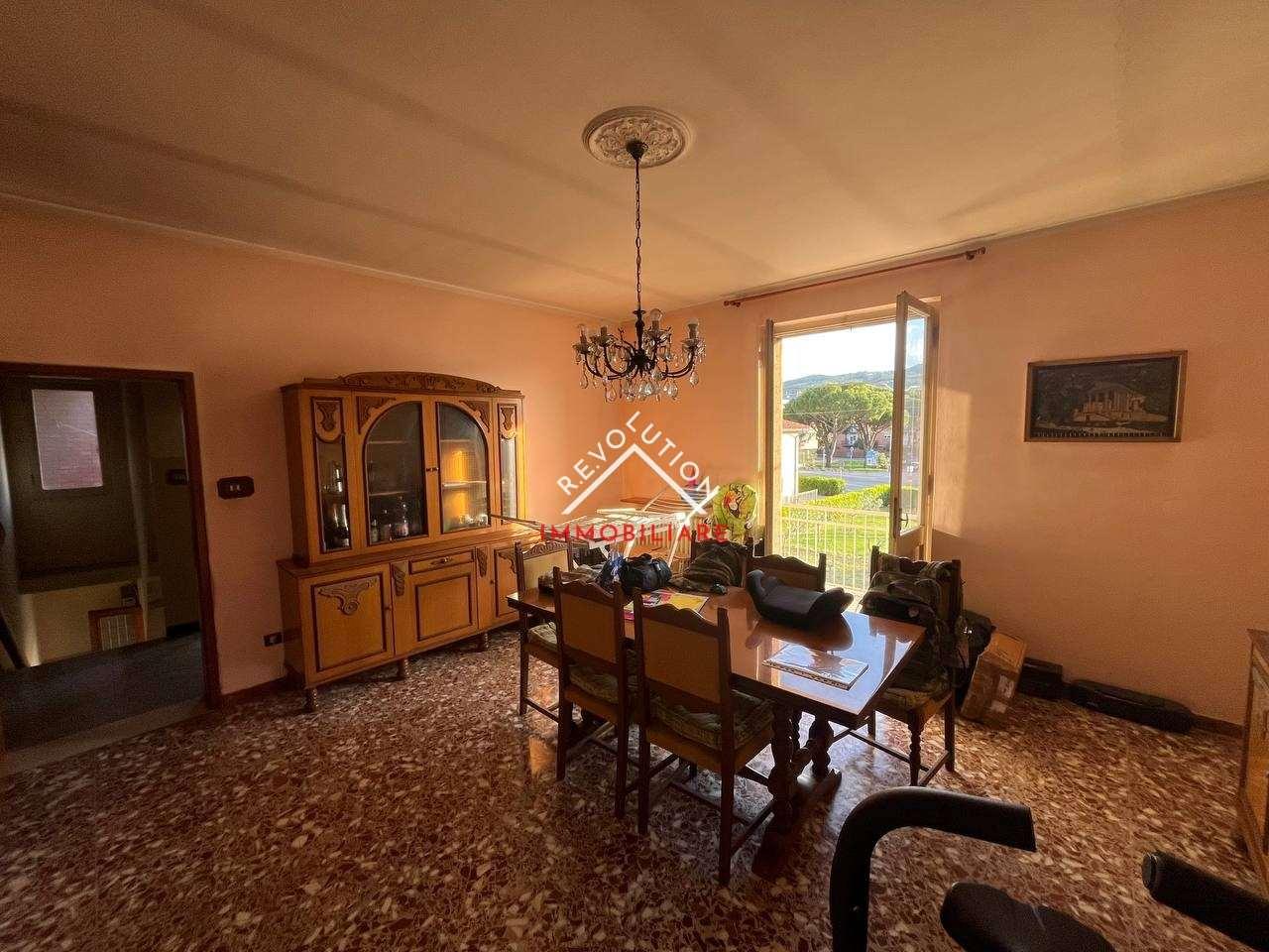 Appartamento in Viale Romagna, Città di Castello