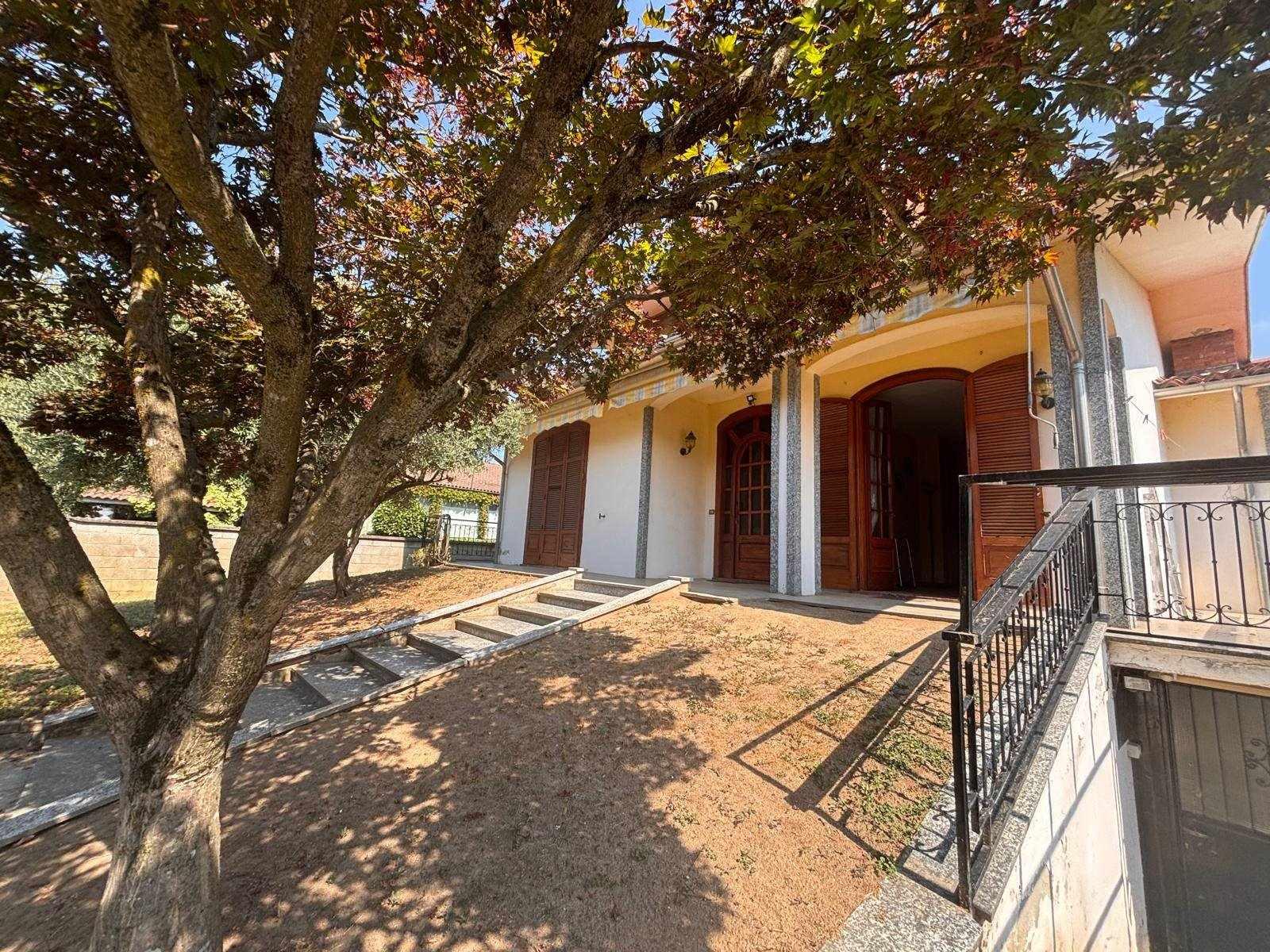Villa, Garlasco