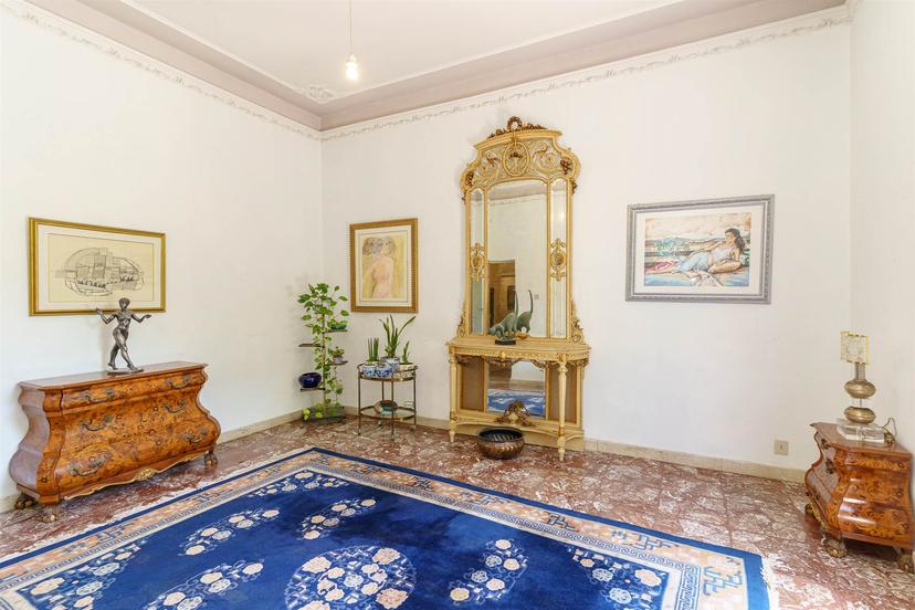 Appartamento in Piazza San Cristoforo, Catania
