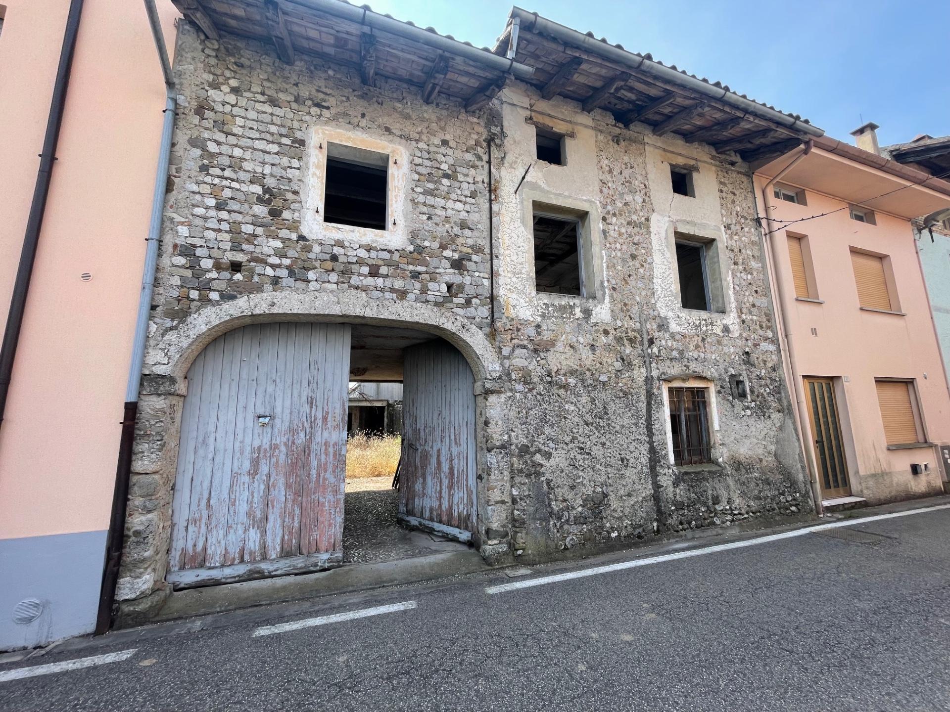 Appartamento in Borgo dei Fabbri 28, Dignano