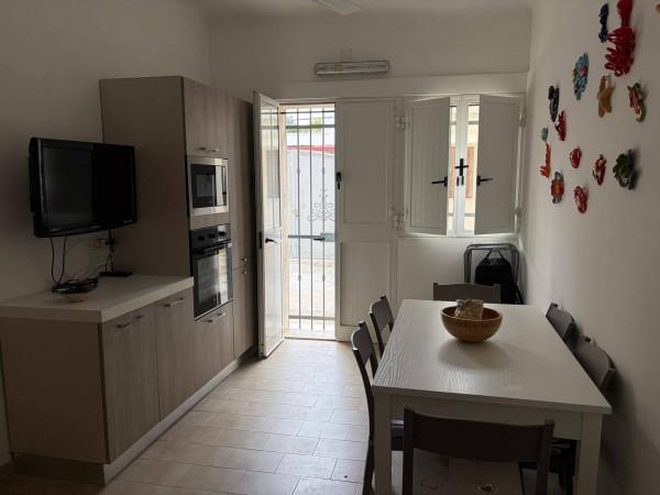 Bilocale in Via delle Margherite 54, Maruggio — foto 2 di 5