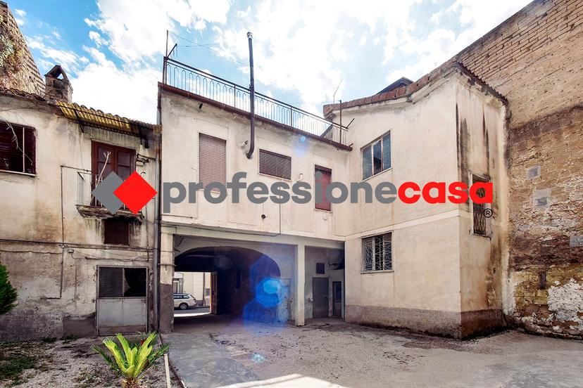 Quadrilocale in Via Appia 9, San Nicola la Strada — foto 5 di 5