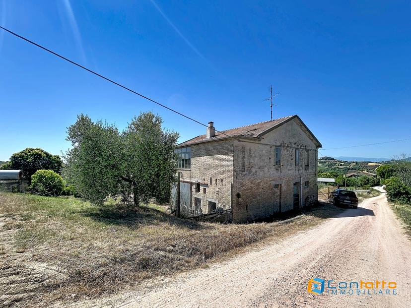 Casale in Contrada San Gregorio 14, Ripatransone — foto 3 di 5