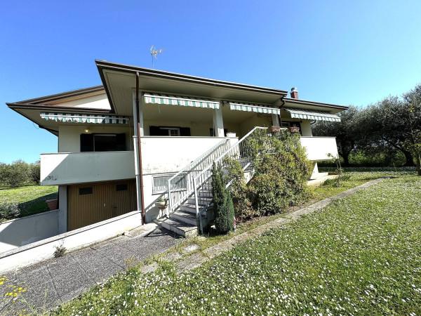 Villa, Coriano