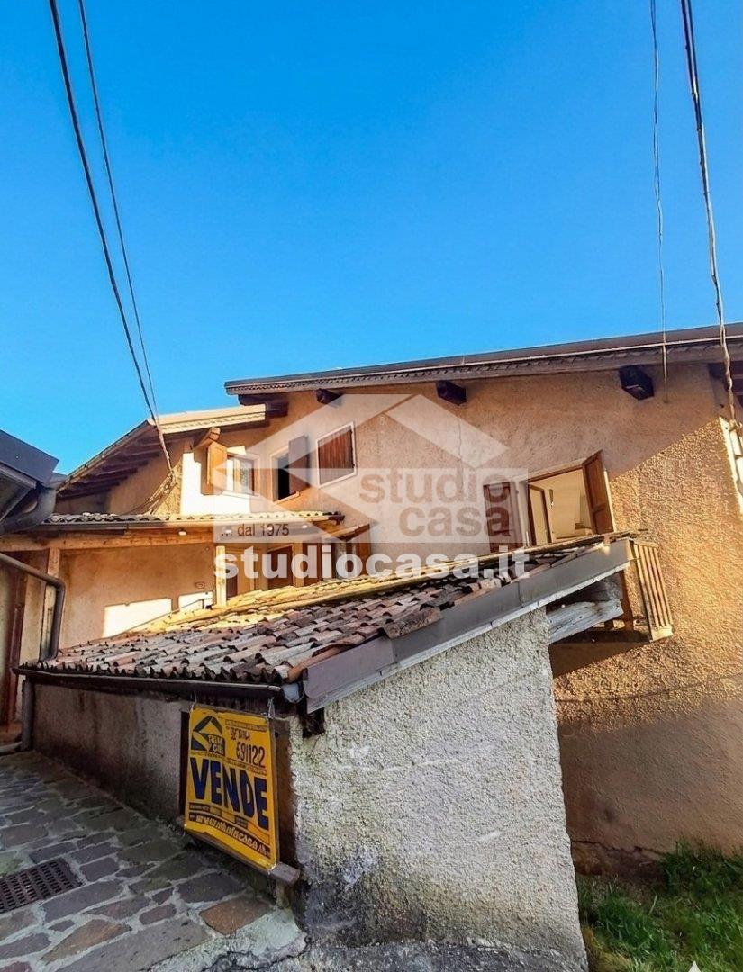 Casa indipendente in Via Zandonai, Ronzo-Chienis — foto 5 di 5