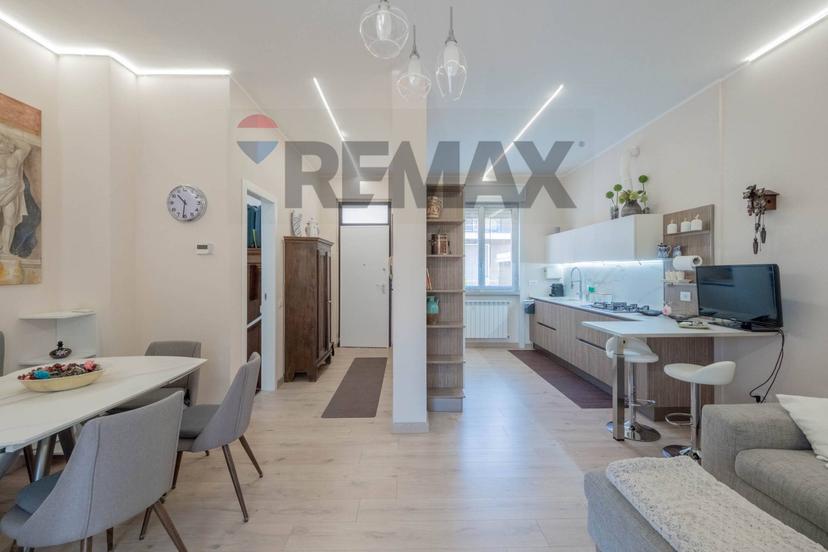 Villa a schiera in Via Martiri di Belfiore 29, Olgiate Olona — foto 2 di 5