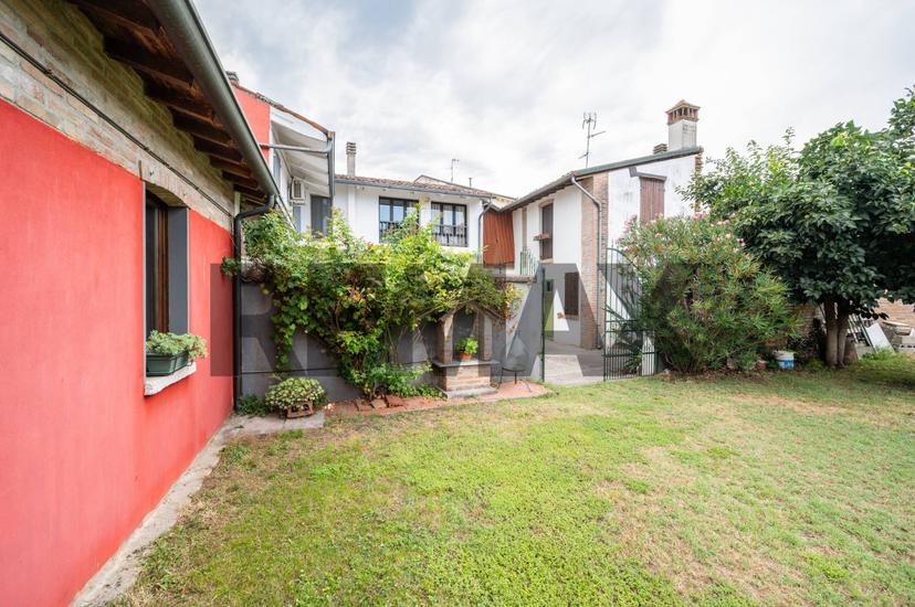 Casa indipendente in Vicolo Ferri 3, Gazzuolo — foto 4 di 5