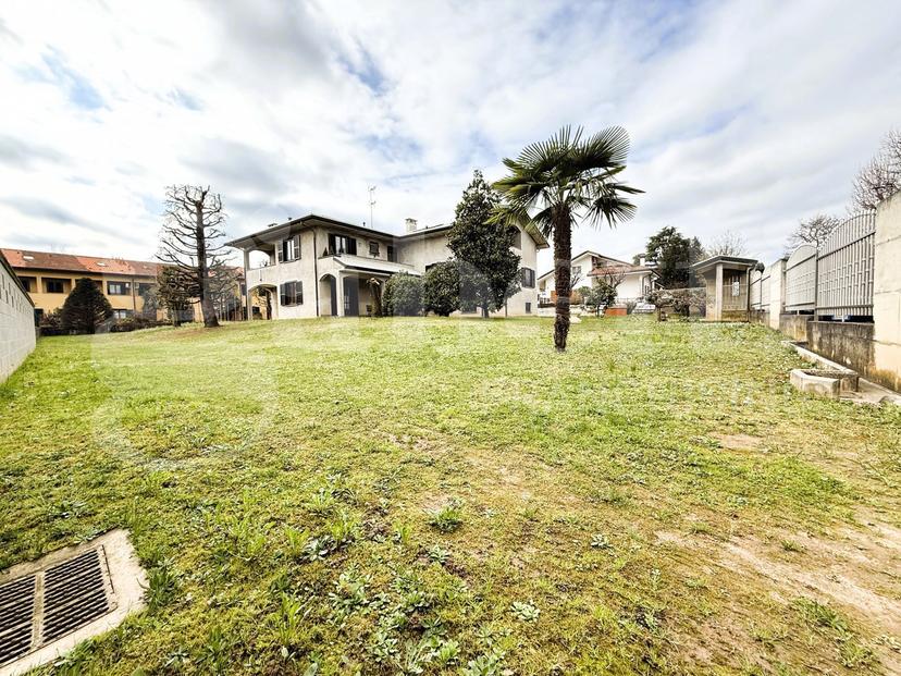 Villa plurifamiliare, Gerenzano — foto 2 di 5