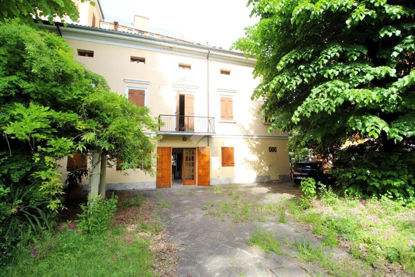 Villa in Via Antonio Stradivari 1, Reggio nell'Emilia — foto 2 di 5