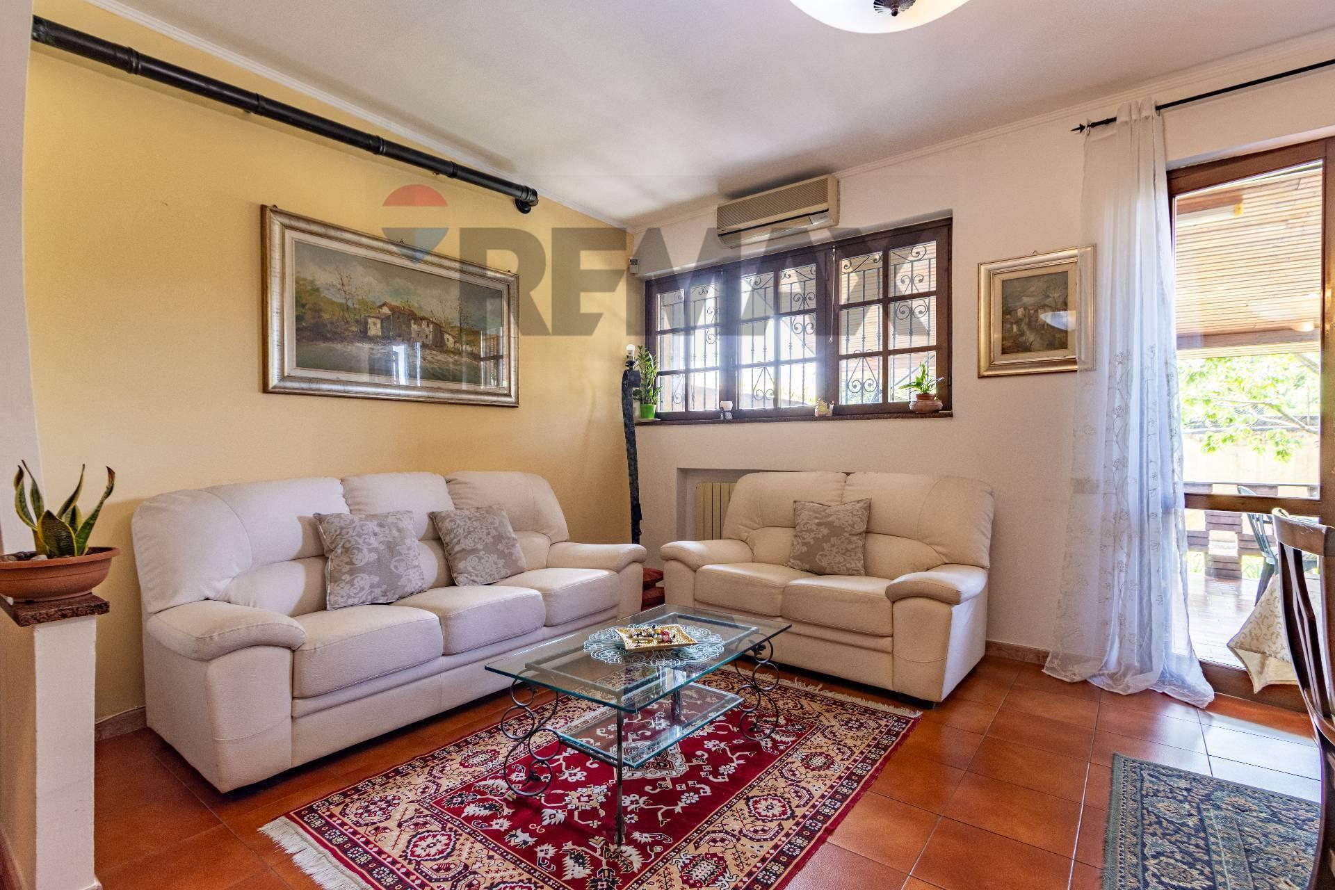 Villa a schiera in Via per Cinisello 12, Nova Milanese