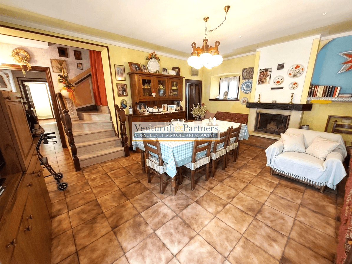 Casale in Via Guglielmo Marconi, Montichiari