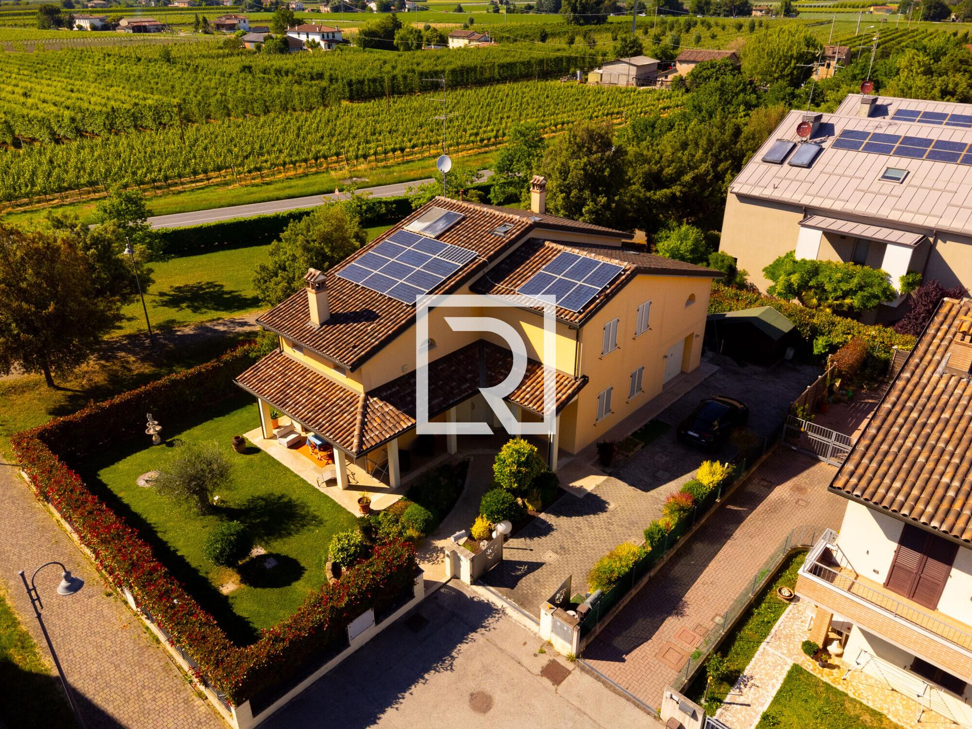 Villa unifamiliare in Largo Caduti di Nassirya, Bagnacavallo