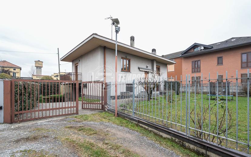 Trilocale, Giussano