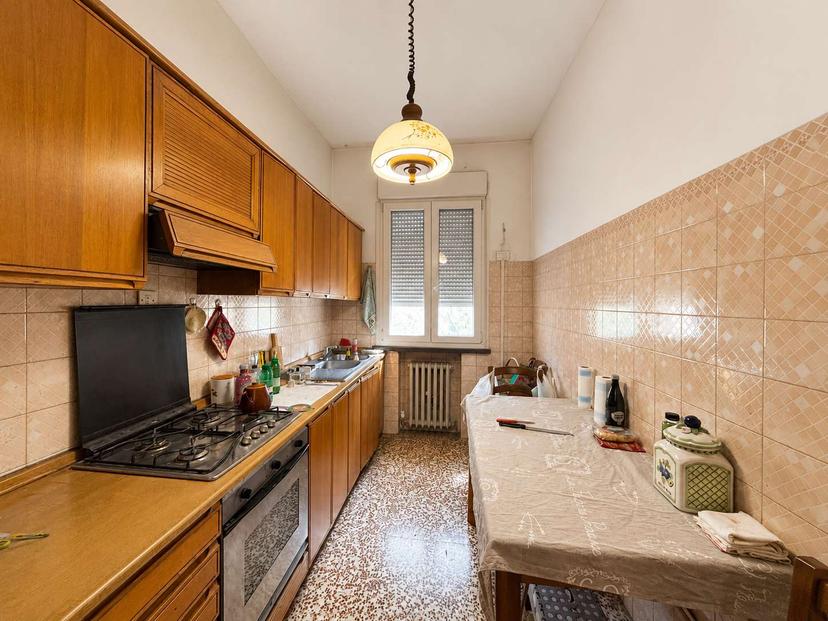 Quadrilocale in  Via Luigi Amedeo Melegari Reggio Emilia, Reggio nell'Emilia — foto 3 di 5