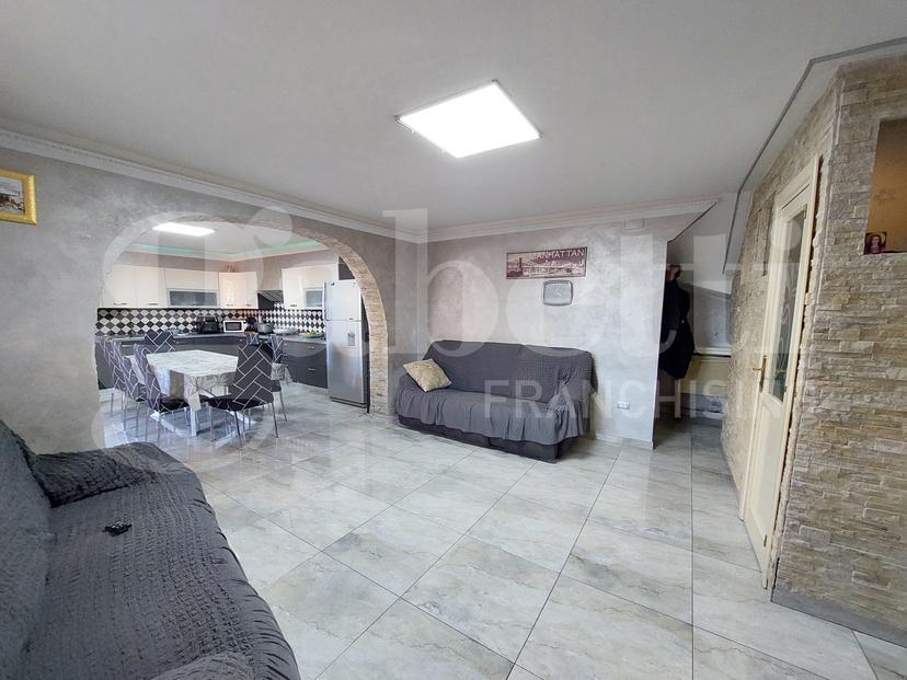 Casa indipendente in Via Coste del Monte  117, Mosciano Sant'Angelo — foto 3 di 5