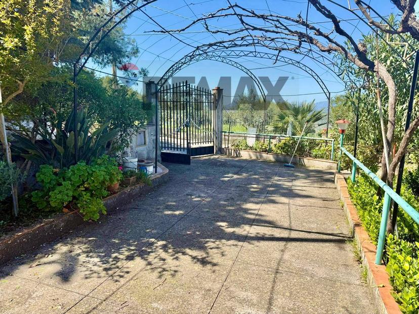 Villa in Via Bonagrazia Snc, Giardinello — foto 4 di 5