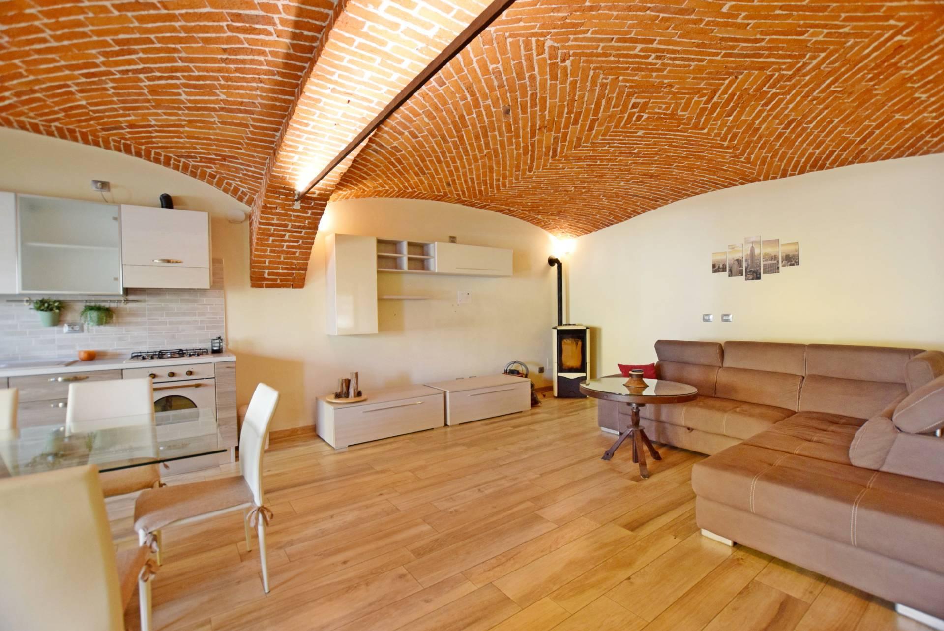 Villa in Via Turco 16, Monastero di Vasco