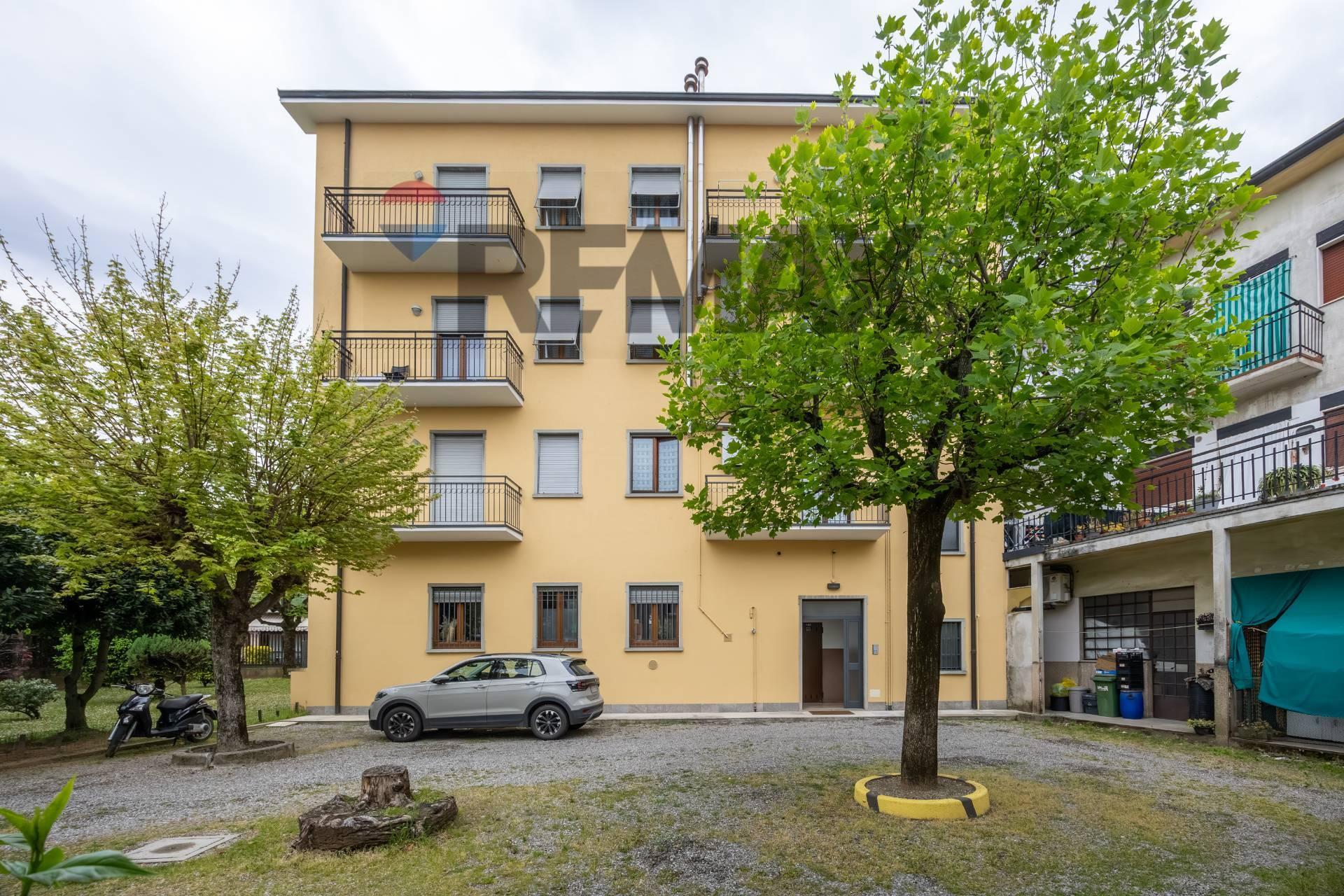 Appartamento in Largo Vittoria 16, Curno