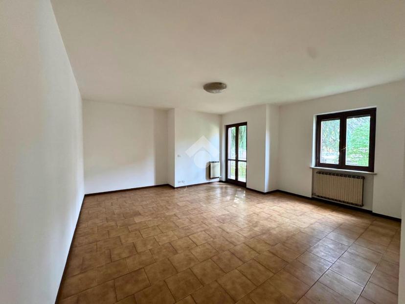 Villa in Via S. Giovanni Bosco 1, Vercelli — foto 5 di 5