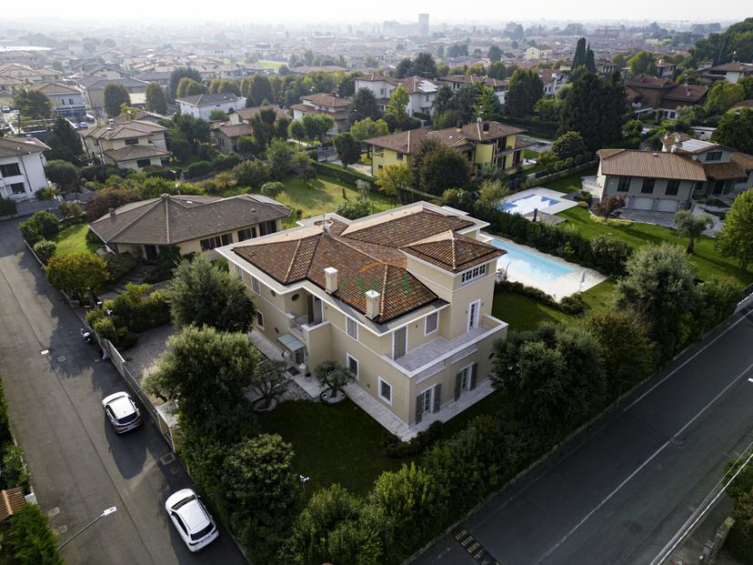 Villa in Via Donatori di Sangue, Rovato — foto 3 di 5