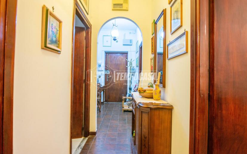 Trilocale in Via dei Tulipani, Anguillara Sabazia — foto 3 di 5