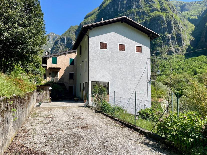 Casa indipendente in Via Pieretti 6, Valbrenta — foto 2 di 5