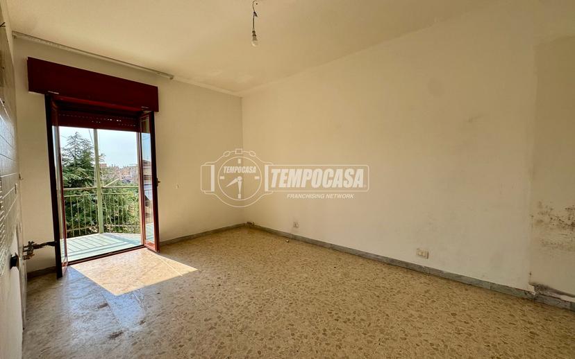 Trilocale in Via Pasquale Amato, Caserta