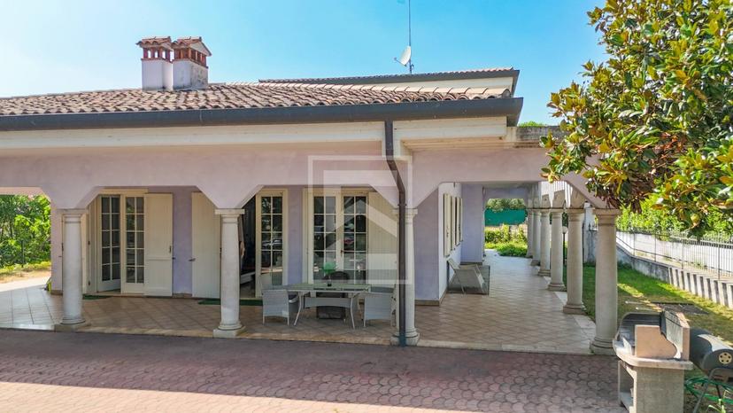 Villa in Via Meucci 25, Padenghe sul Garda — foto 4 di 5