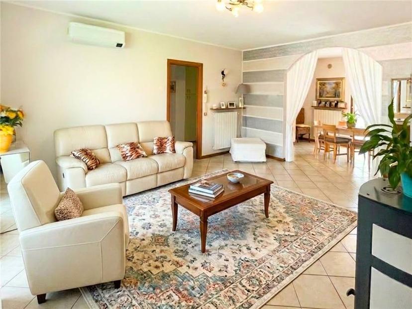 Quadrilocale in Via Dosso 42/a, Adrara San Martino — foto 3 di 5
