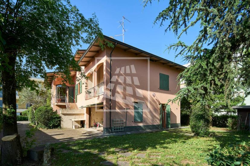 Casa indipendente in Via Arturo Toscanini 6, Castelnovo di Sotto