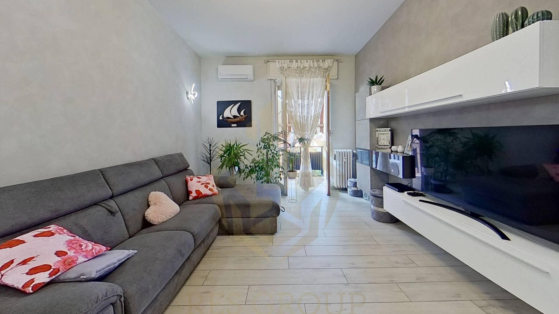 Bilocale in Via Monte Santo 28, Monza