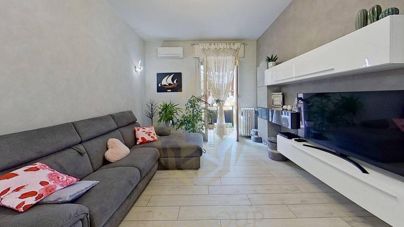 Bilocale in Via Monte Santo 28, Monza