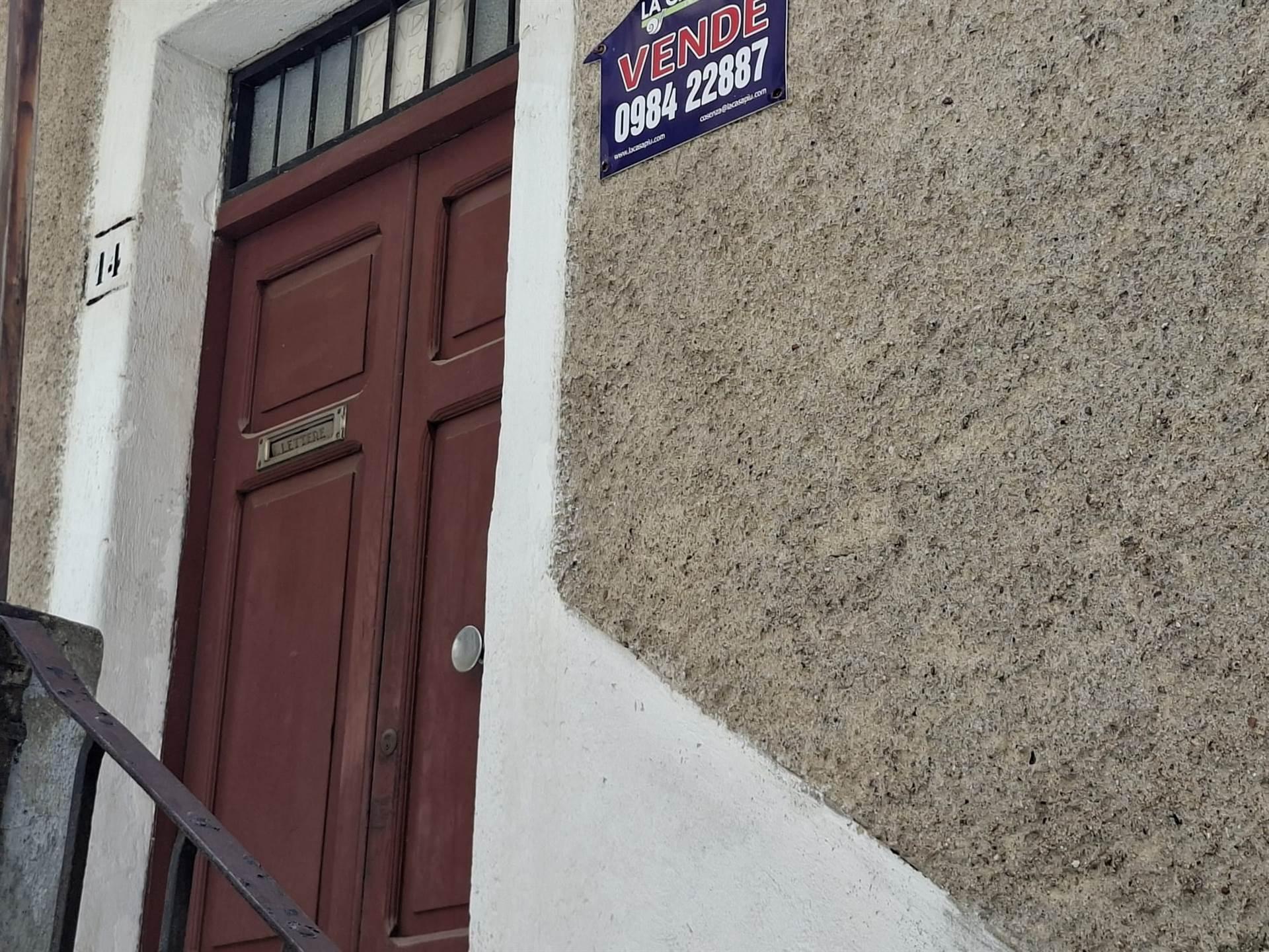 Casa indipendente in Via San Biagio, Spezzano della Sila