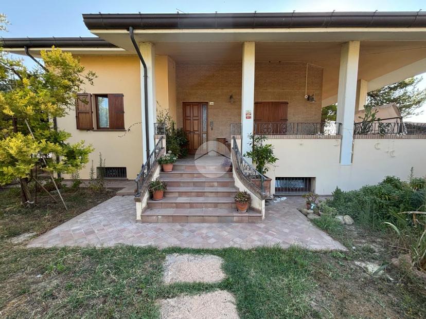 Villa in Via Villagrande 181, Mombaroccio