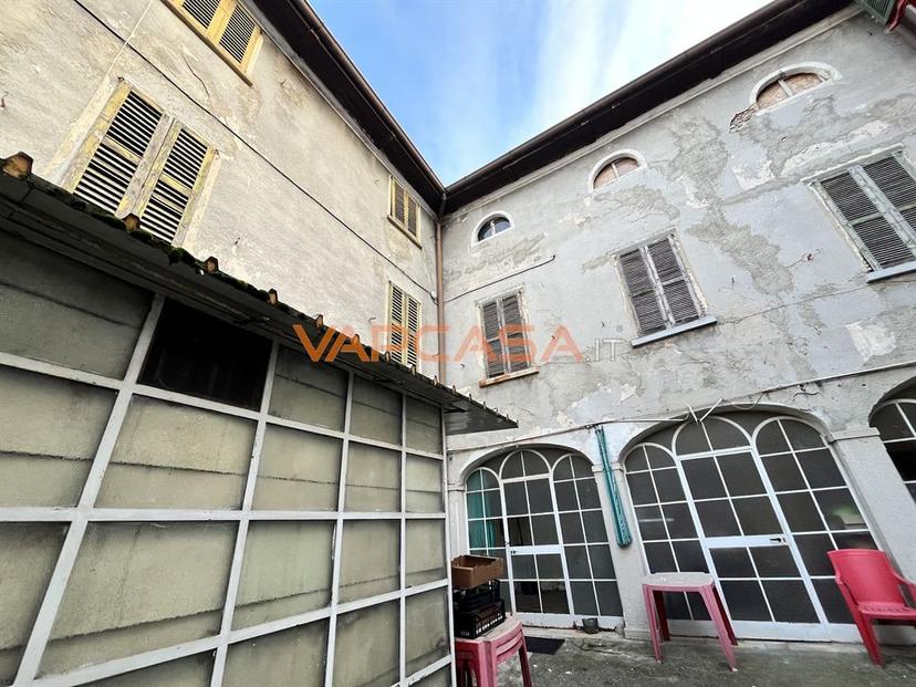 Porzione di casa in Via Nazario Sauro, Romano di Lombardia — foto 2 di 5
