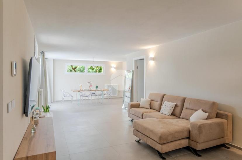 Villa in Via Lionello Fiumi 10, Cavaion Veronese — foto 4 di 5