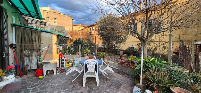 Rustico, Santa Maria a Monte — foto 2 di 5