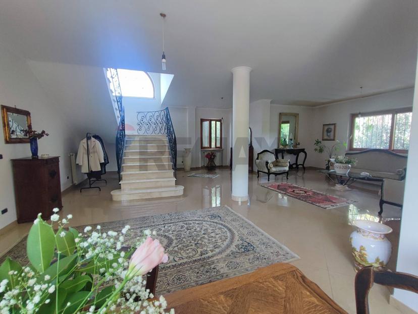 Villa in Località Feroni Snc, Sessa Aurunca — foto 3 di 5