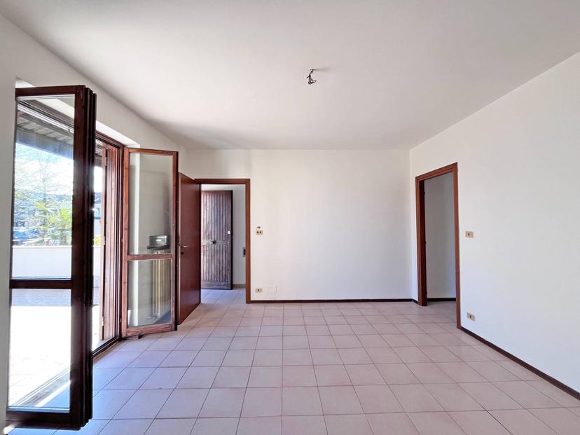 Casa indipendente in Piazza Aldo Moro 1, Pinerolo — foto 4 di 5